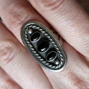 Meg Girard 3 stone onyx ring size 7